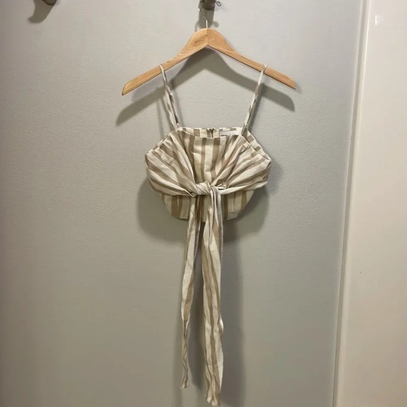 CHRISELLE and Joa fromt tie crop top. - Picture 2 of 11